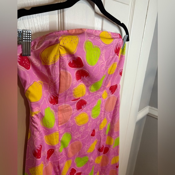 Vintage Lilly Pulitzer White Label Strapless Dress Size 8
Marzipan Fruit Print - Picture 4 of 9